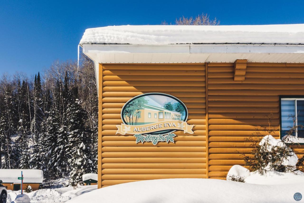Auberge Eva Lac-Bouchette Exteriör bild