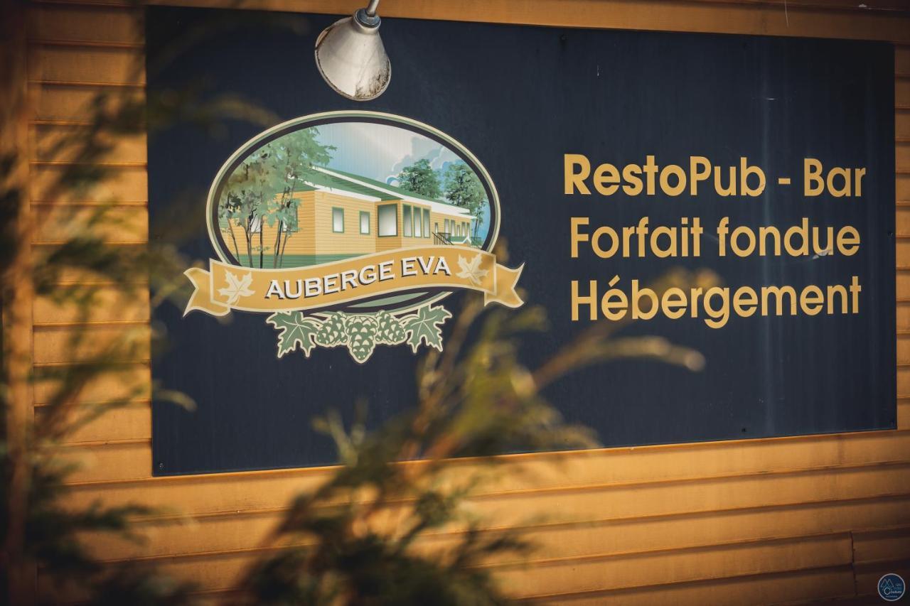Auberge Eva Lac-Bouchette Exteriör bild